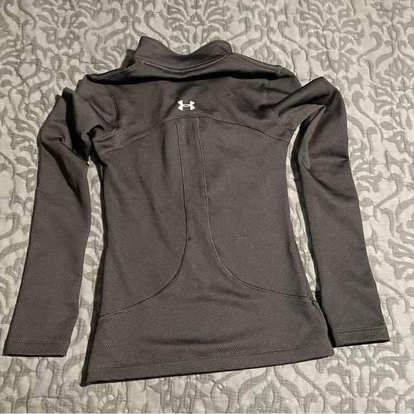 Like New Womans Under Armour Half Zip Hoodie - Picture 2 of 4
